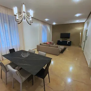 Luxury House With Parking Napoli